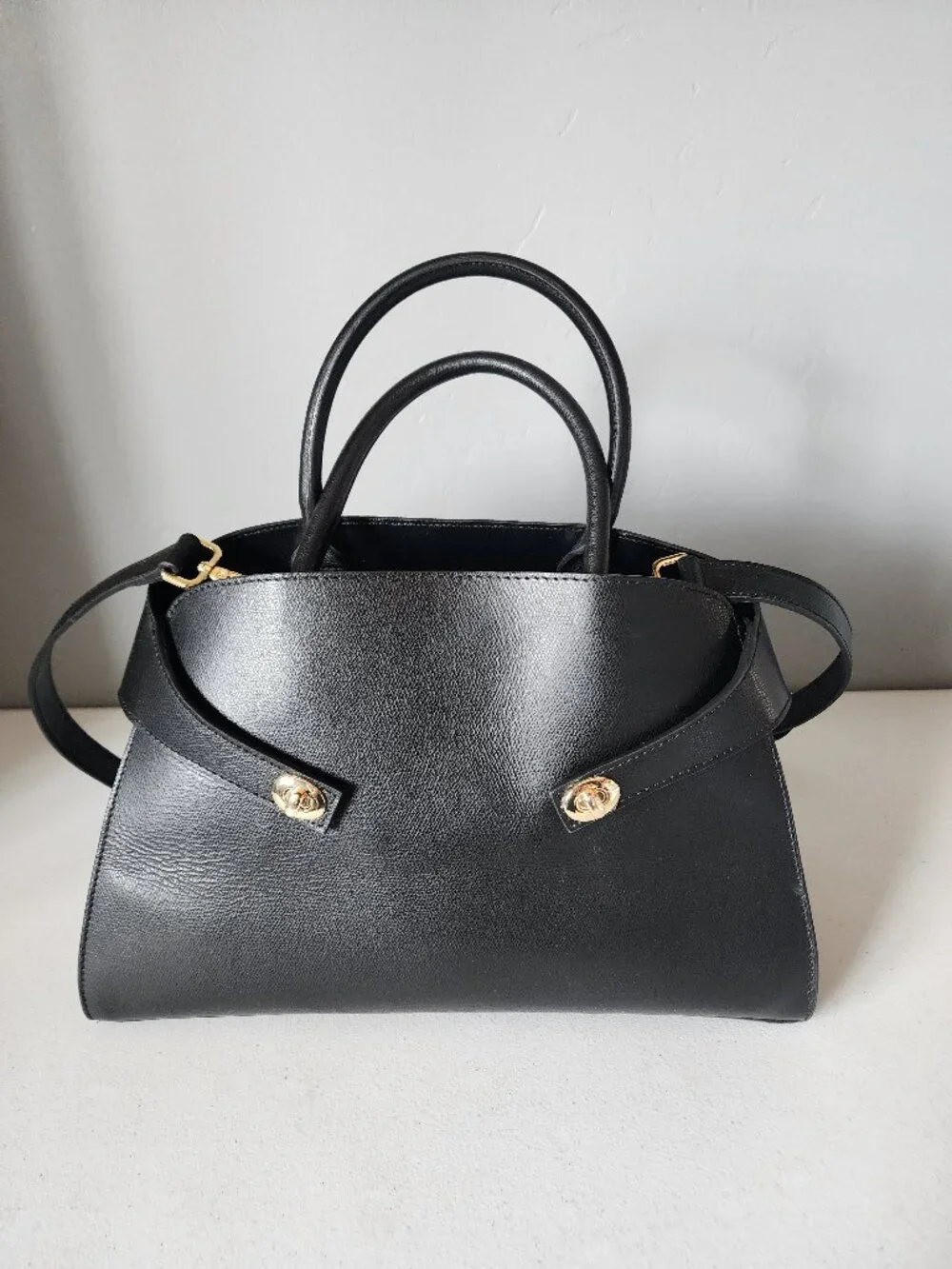Anna Paola Satchel 
